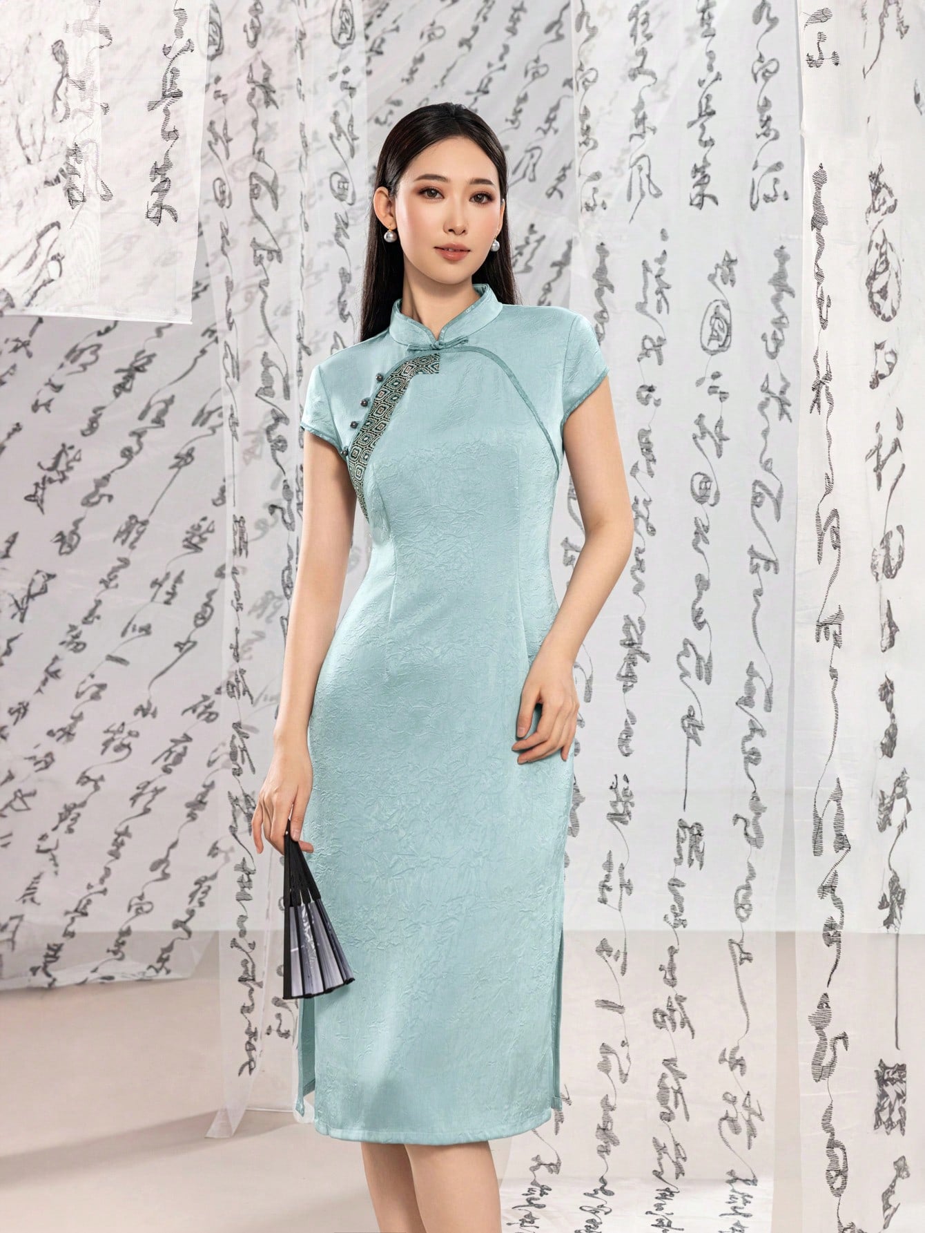 Short Sleeve Split Thigh Knot Button Satin New Chinese Style Cheongsam Qipao Dress