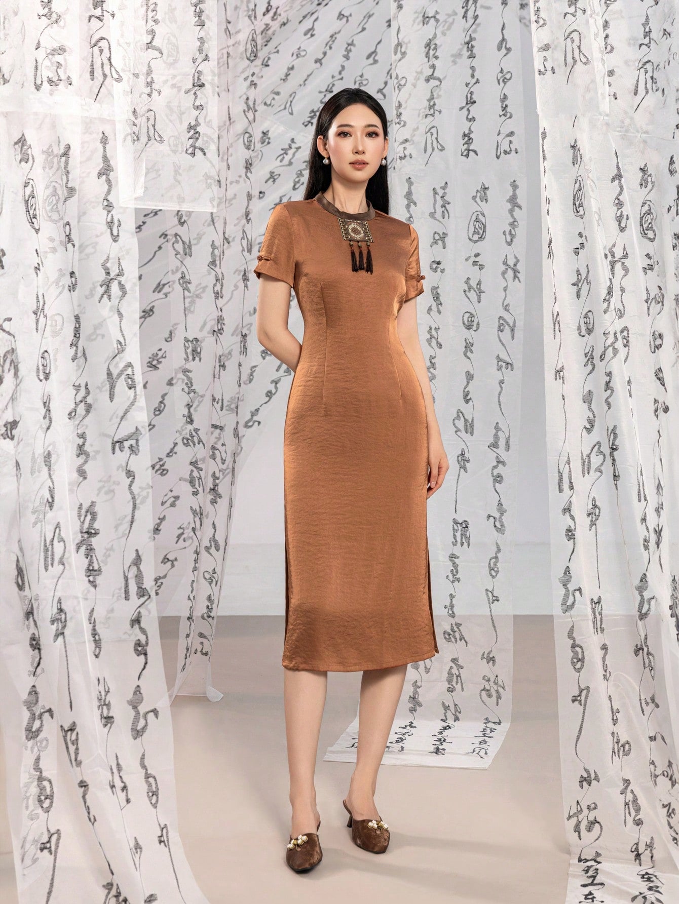 Short Sleeve Tassel Trim Split Thigh Satin New Chinese Style Cheongsam Qipao Dress