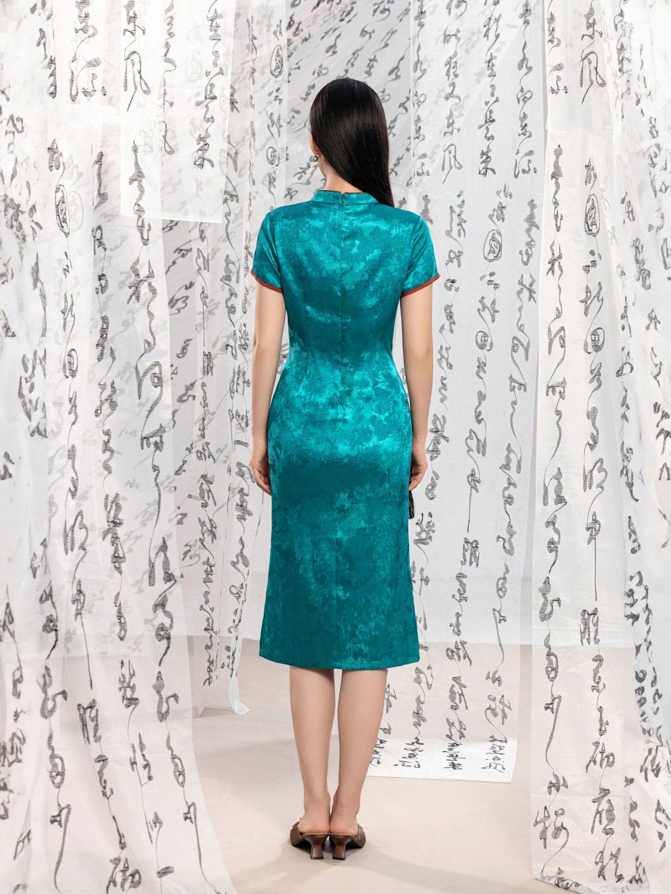 Short Sleeve Jacquard Floral Designs New Chinese Style Cheongsam Qipao Dress