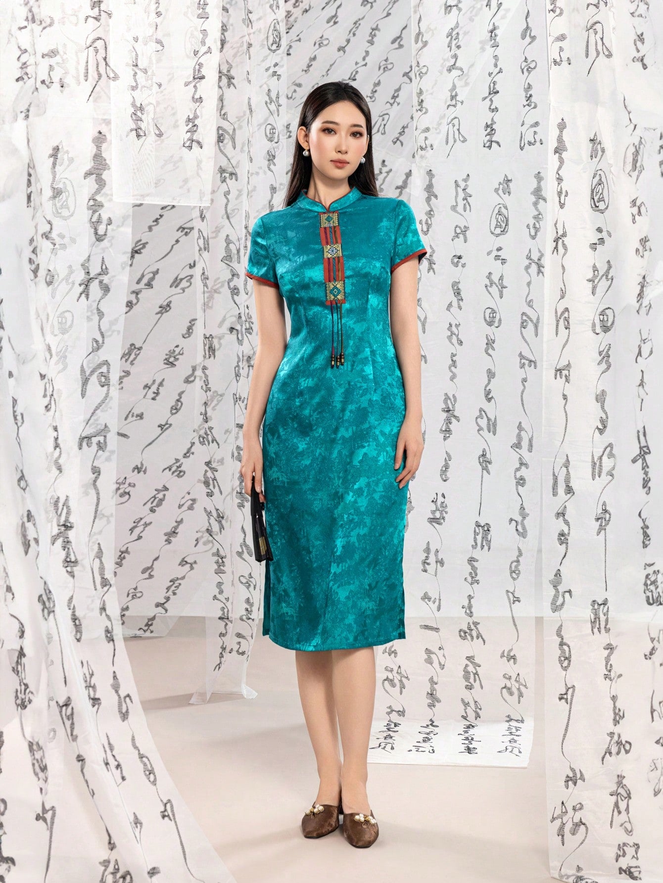 Short Sleeve Jacquard Floral Designs New Chinese Style Cheongsam Qipao Dress