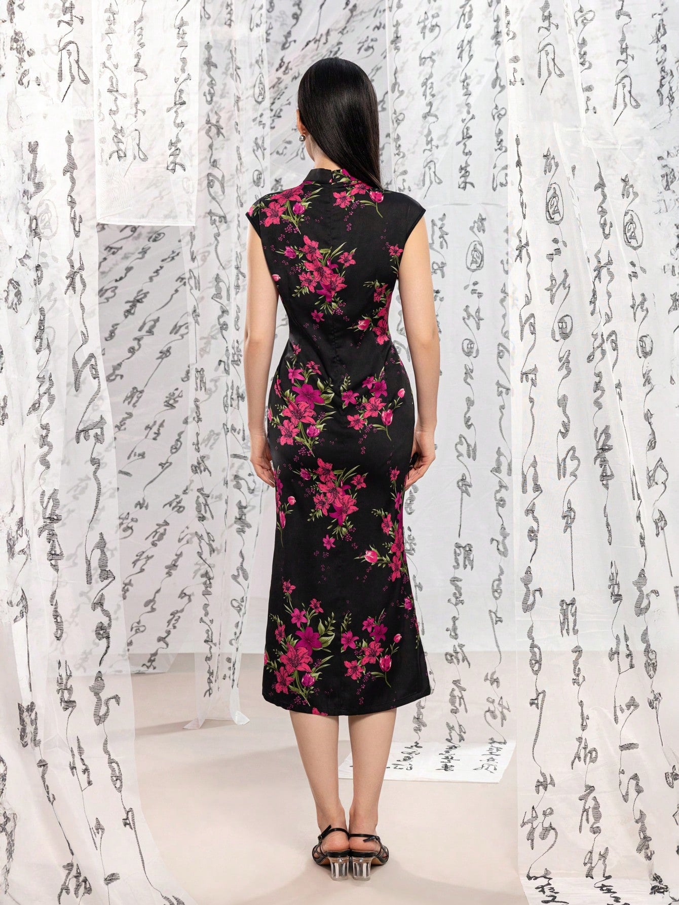 Sleeveless Drop Collar Floral Designs New Chinese Style Cheongsam Qipao Dress