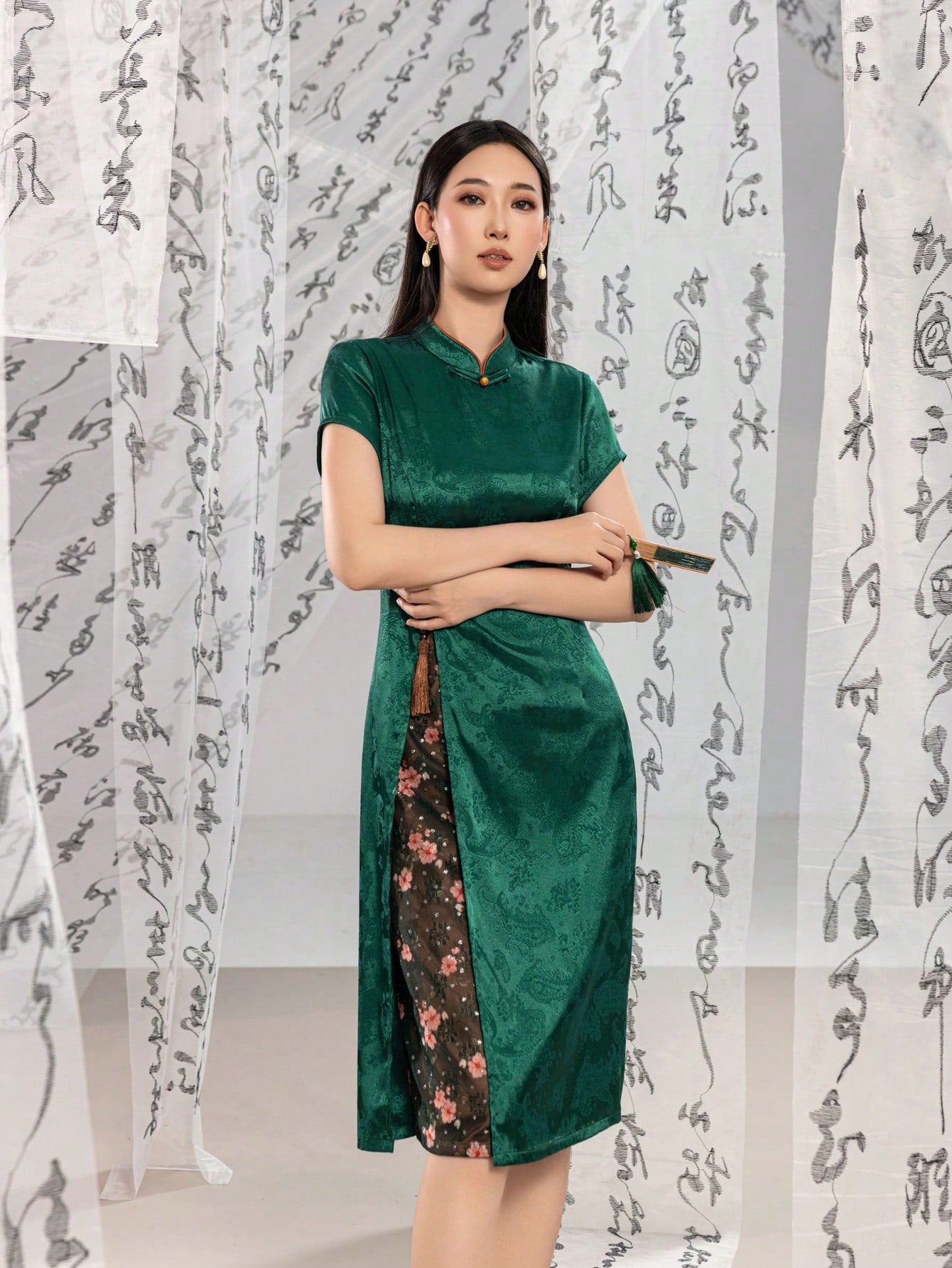 Short Sleeve Knot Button Jacquard Floral Designs New Chinese Style Cheongsam Qipao Dress