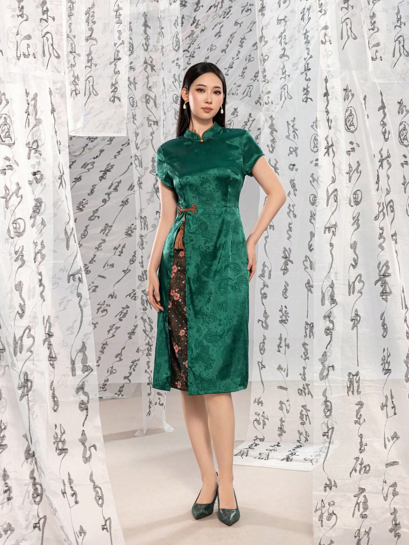 Short Sleeve Knot Button Jacquard Floral Designs New Chinese Style Cheongsam Qipao Dress