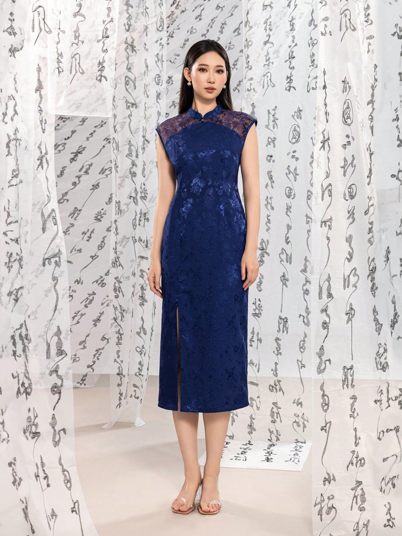 Sleeveless Connect Lace Floral Designs Split Thigh New Chinese Style Cheongsam Qipao Dress