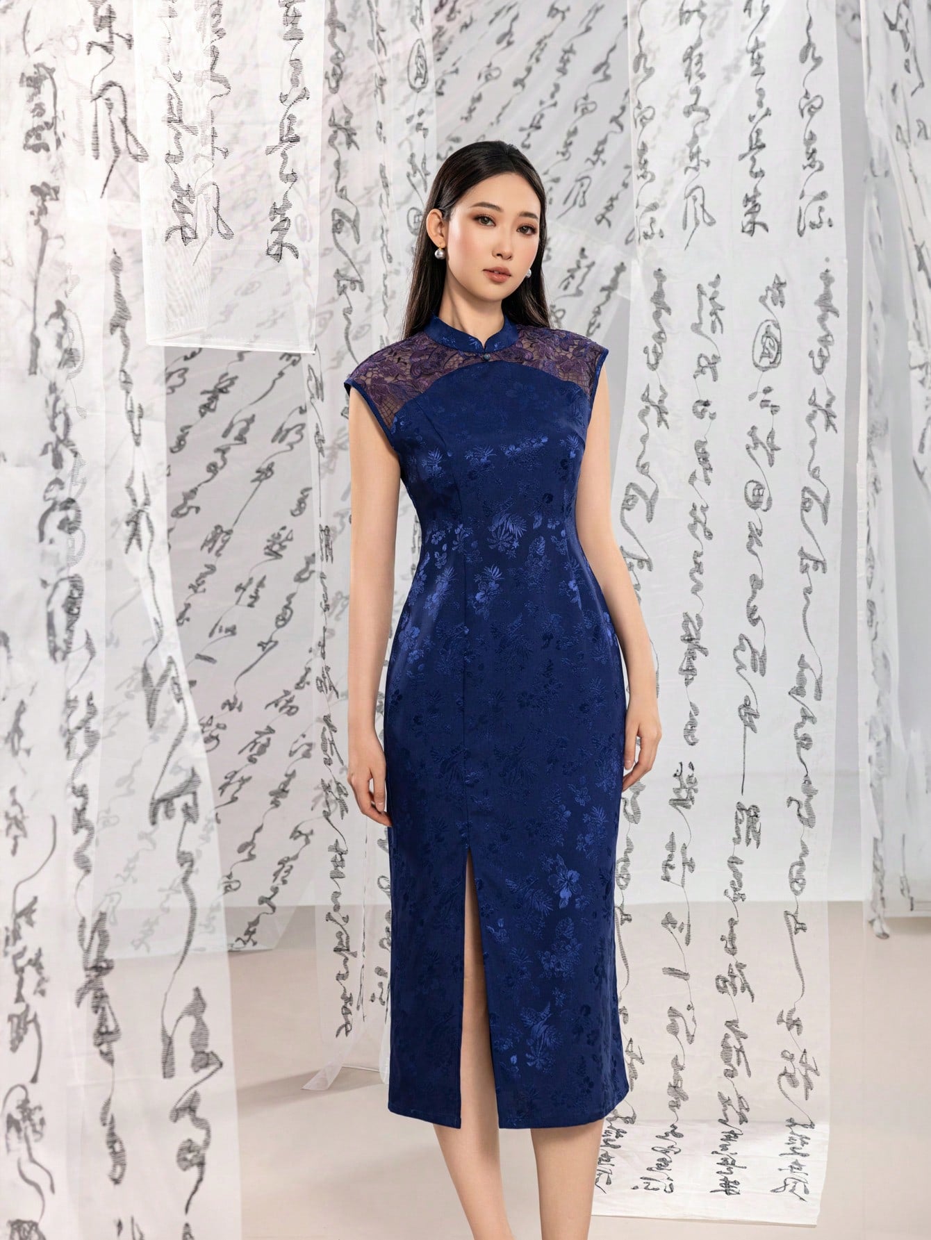 Sleeveless Connect Lace Floral Designs Split Thigh New Chinese Style Cheongsam Qipao Dress