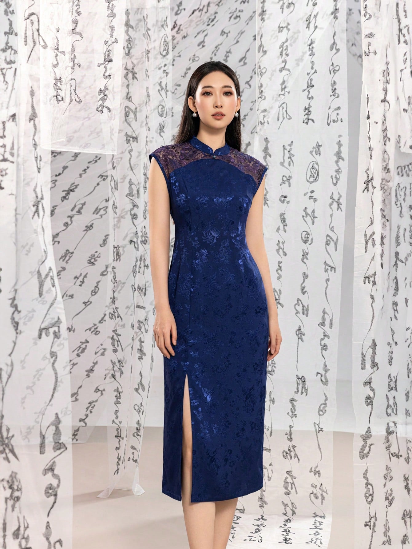 Sleeveless Connect Lace Floral Designs Split Thigh New Chinese Style Cheongsam Qipao Dress