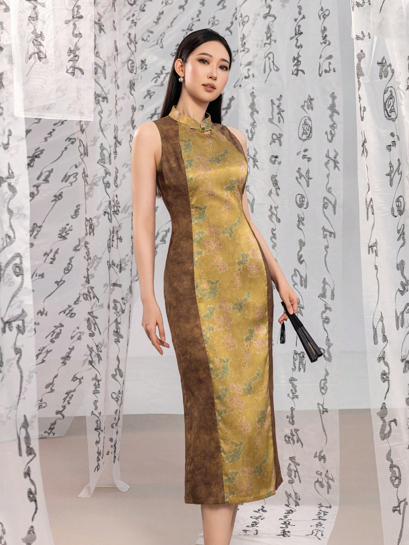 Sleeveless Floral Designs Contrast Color New Chinese Style Cheongsam Qipao Dress