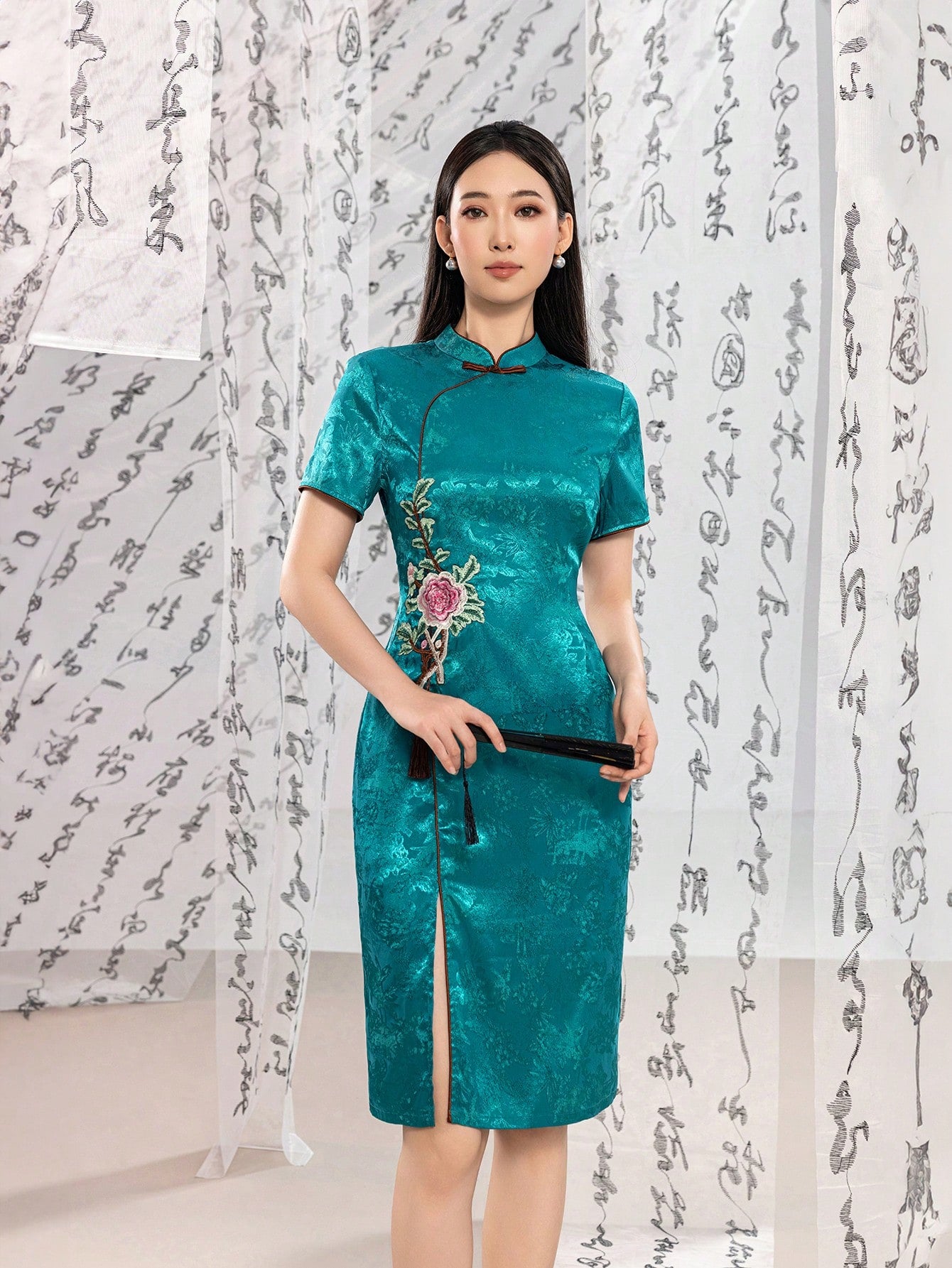 Short Sleeve Knot Button Jacquard Floral Designs New Chinese Style Cheongsam Qipao Dress