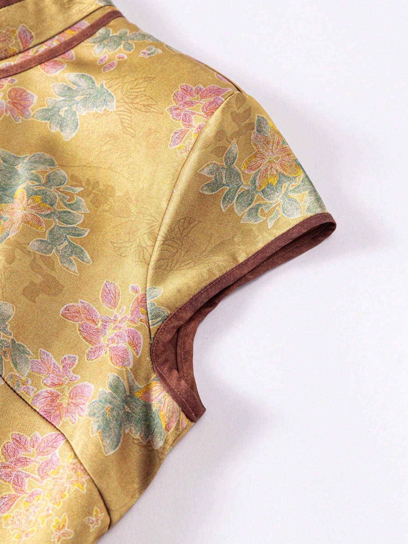 Short Sleeve Knot Button Contrast Color Split Thigh Floral Designs New Chinese Style Cheongsam Qipao Dress