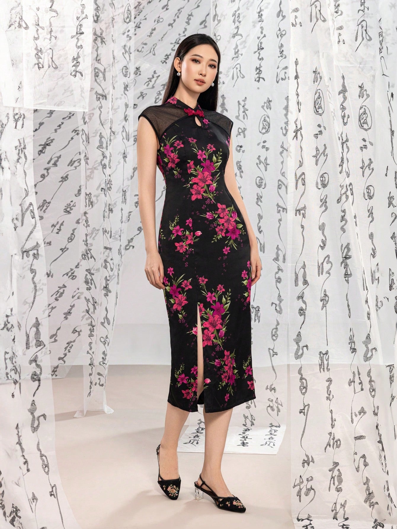 Sleeveless Drop Collar Floral Designs New Chinese Style Cheongsam Qipao Dress