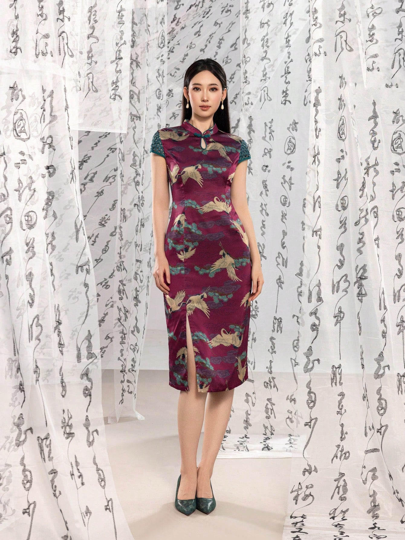 Woven Short Sleeve Knot Button Floral Designs New Chinese Style Cheongsam Qipao Dress