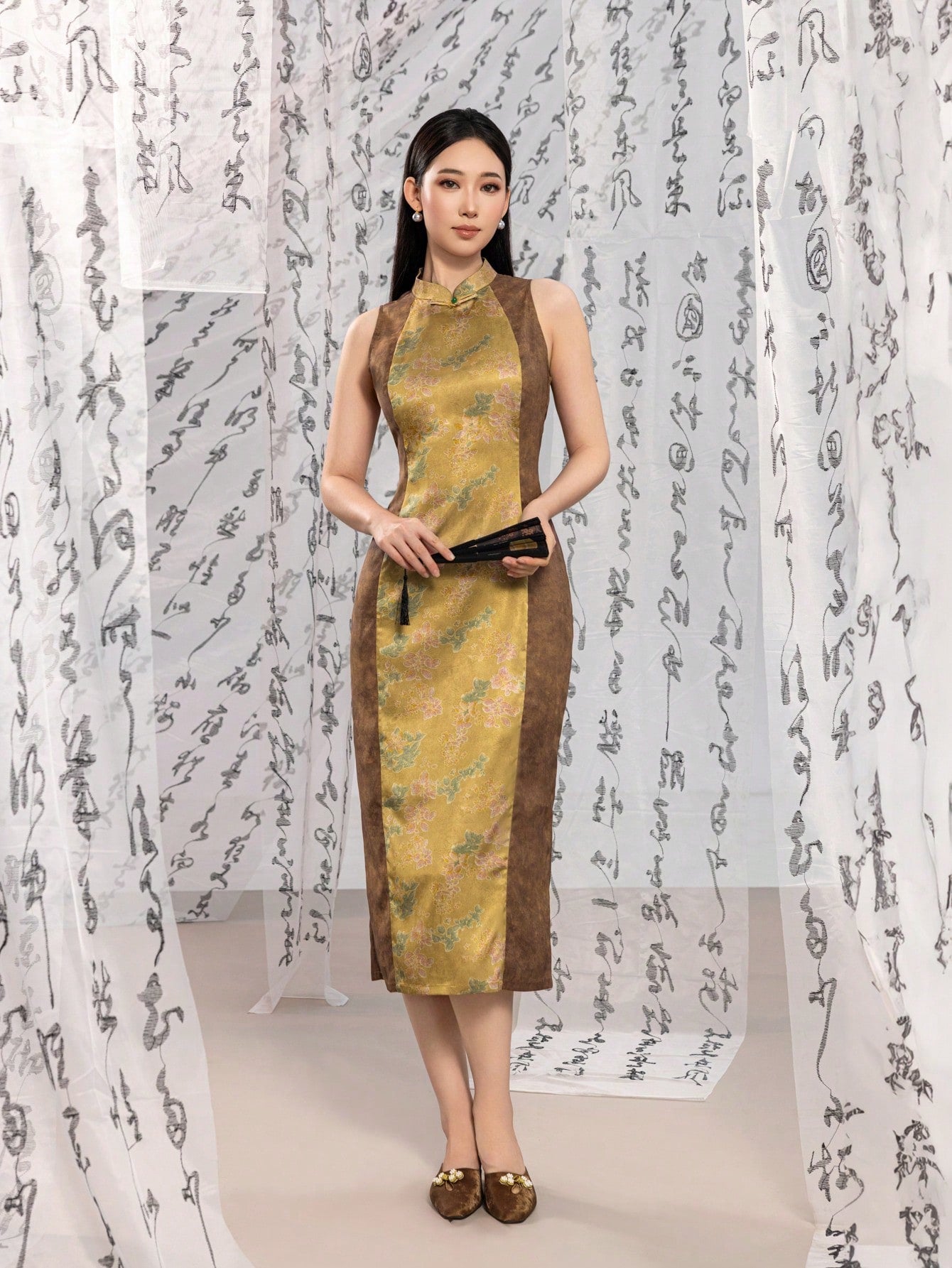Sleeveless Floral Designs Contrast Color New Chinese Style Cheongsam Qipao Dress